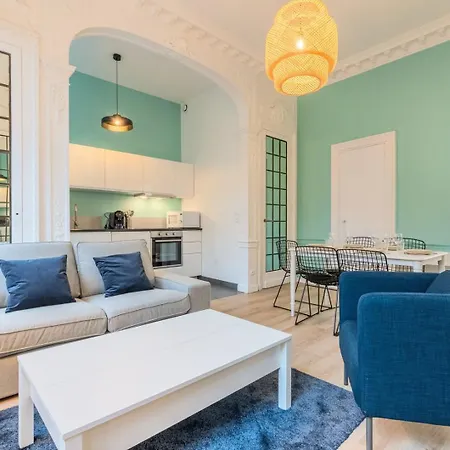 3 Bedroom Duplex Apartment, Center