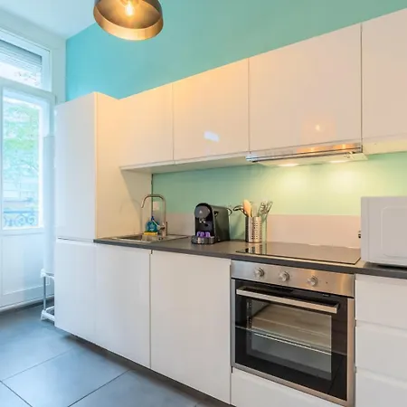 Apartment 3 Bedroom Duplex Apartment, Center