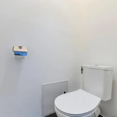 아파트 3 Bedroom Duplex Apartment, Center 릴