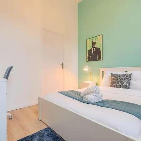 3 Bedroom Duplex Apartment, Center