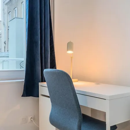 Apartment 3 Bedroom Duplex Apartment, Center *